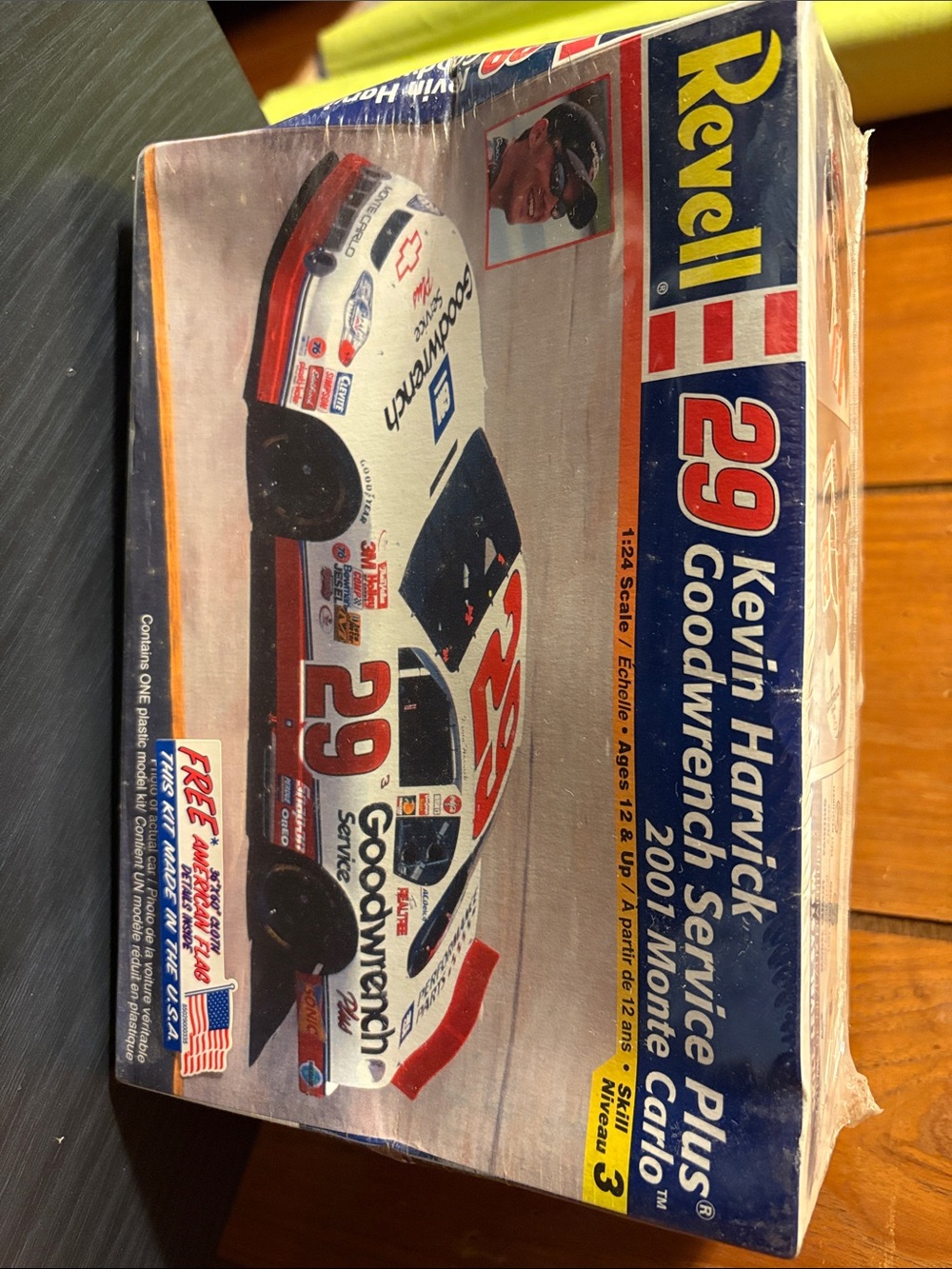 Revell Kevin Harvick Goodwrench #29 Model Kit - White/Red